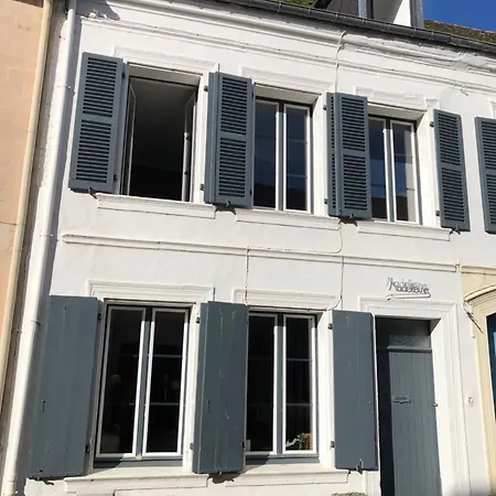 Chez Madeleine, Maison De Charme A Montreuil /mer